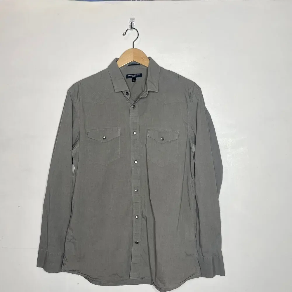 BANANA REPUBLIC Gray Button Up